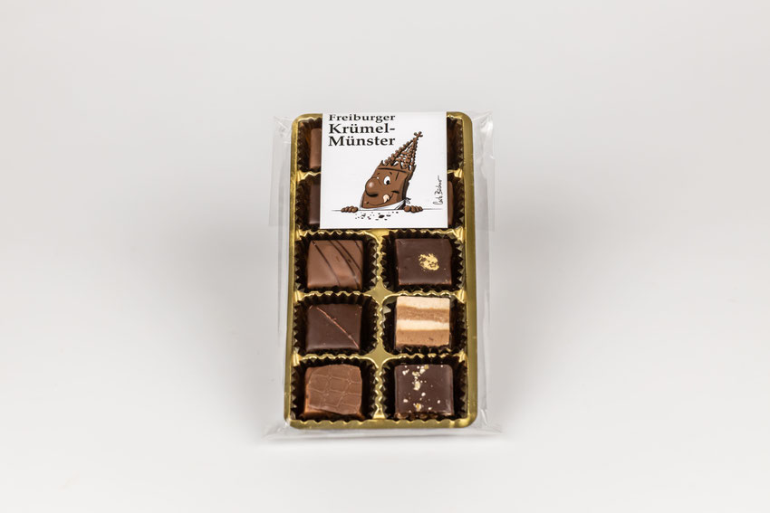 Pralinen im Blister – Freiburger Krümel-Münster von Café Schmidt